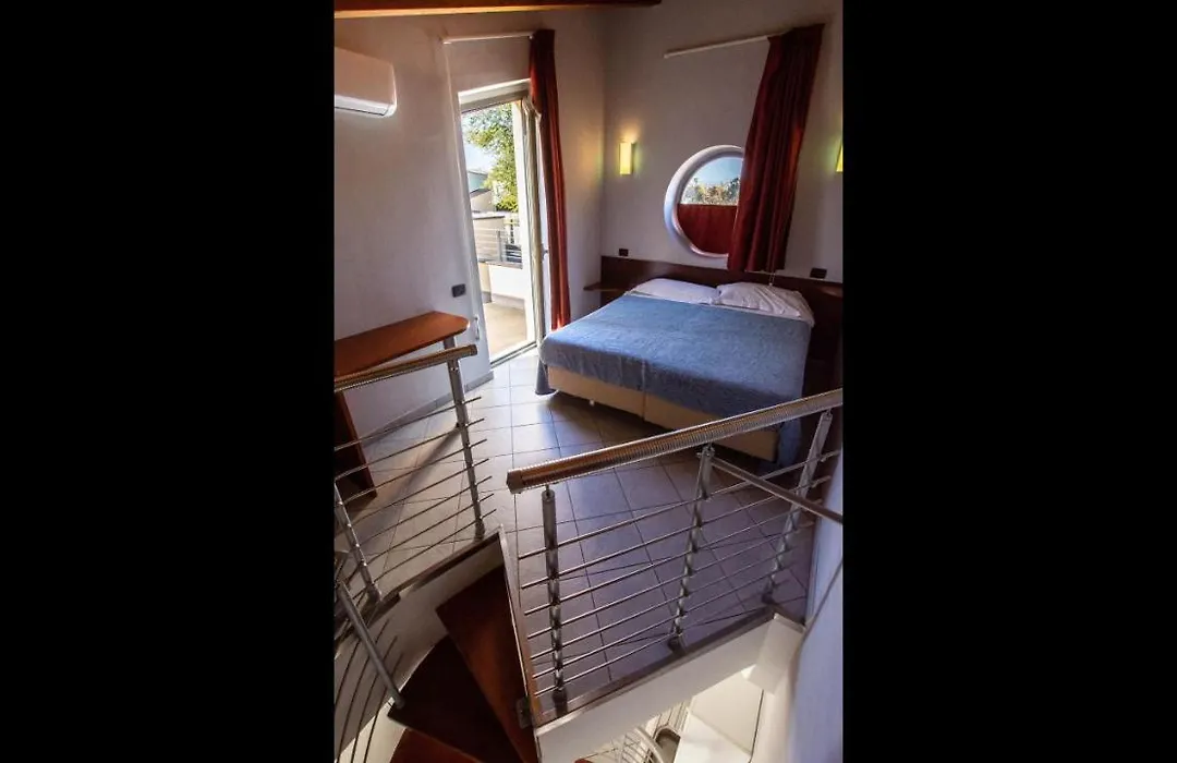 Room In Holiday House - Albavillage Residence Large Apartment For 4 People-1